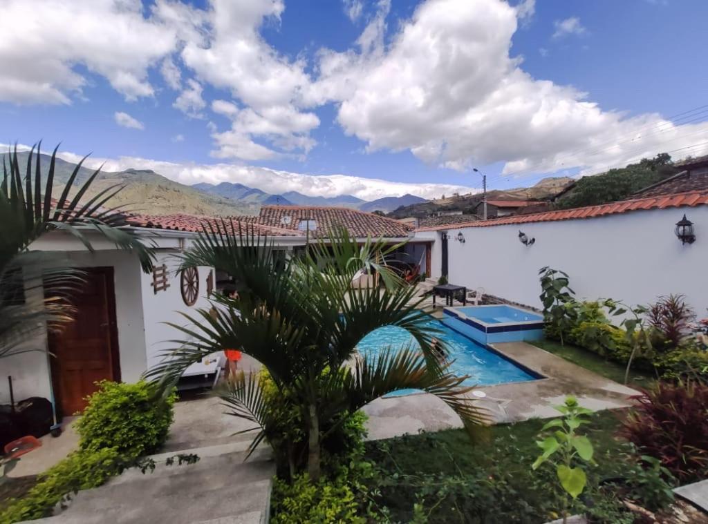 Hostel Las Palmas Vilcabamba Esterno foto