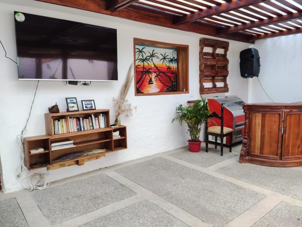 Hostel Las Palmas Vilcabamba Esterno foto