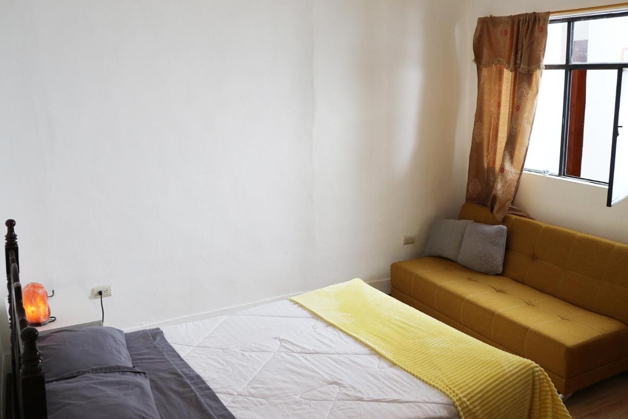 Hostel Las Palmas Vilcabamba Esterno foto